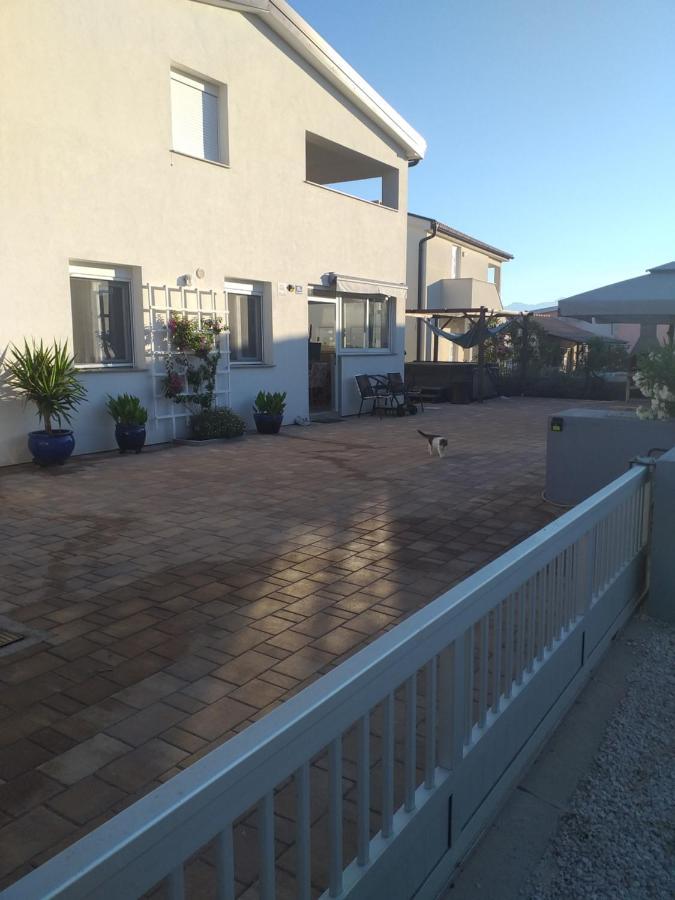 Apartment Dvorak فير المظهر الخارجي الصورة